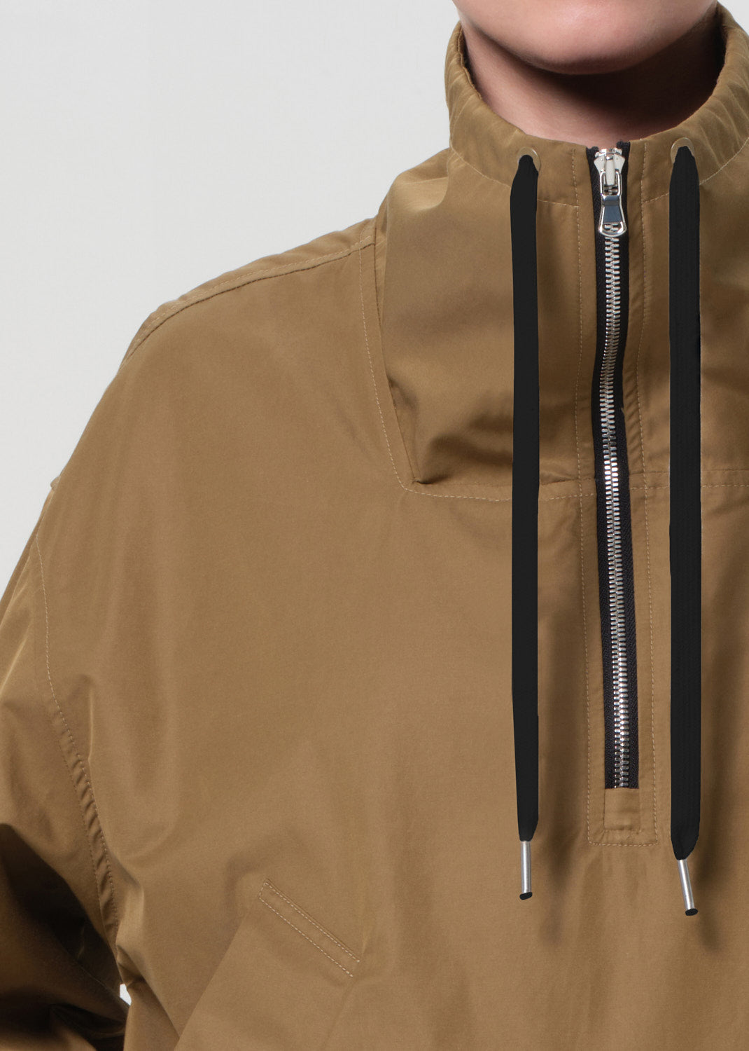 Lydia Nylon Popover Anorak in Khaki