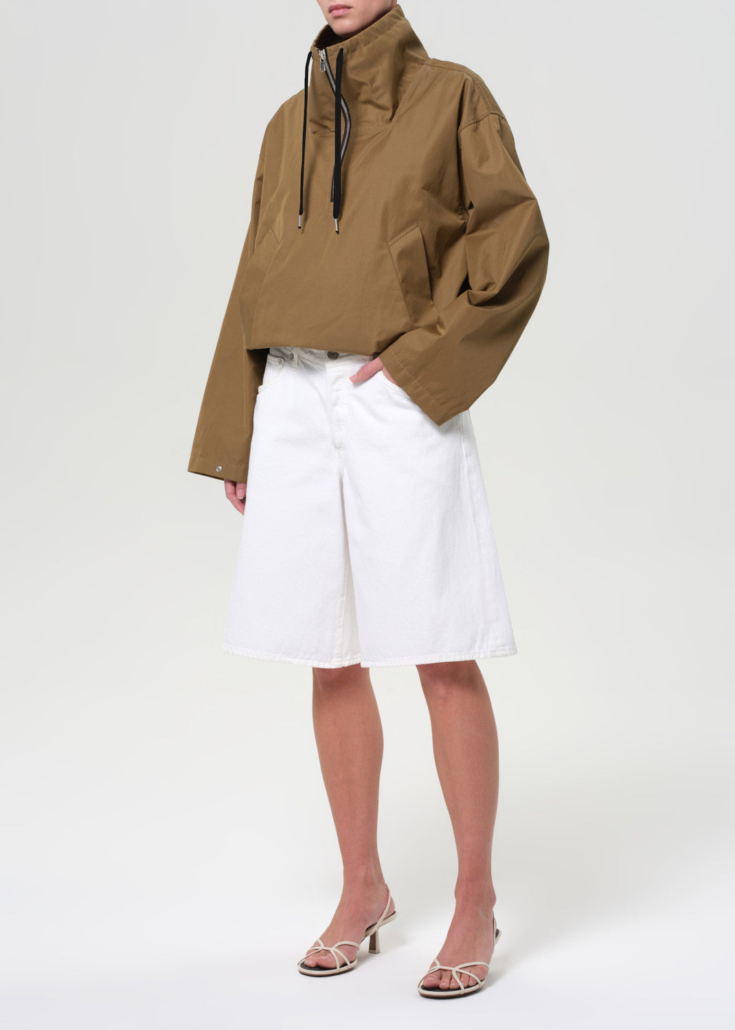 Lydia Nylon Popover Anorak in Khaki