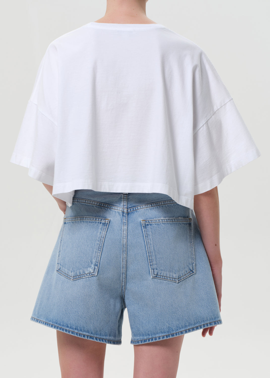 Arli Oversized Cropped Tee in White