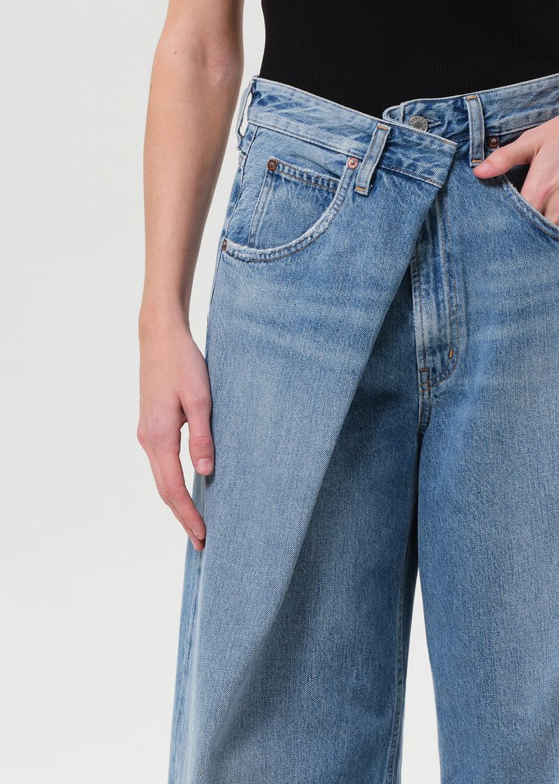 Vana Fold Jean in Mantra