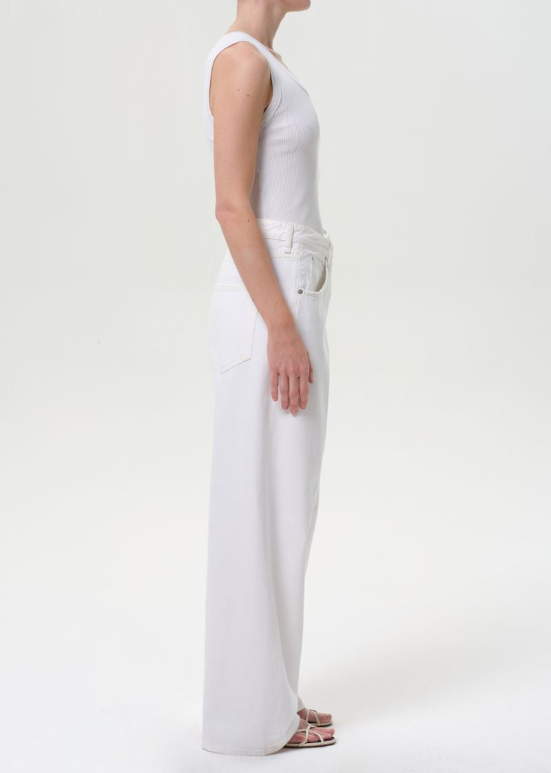 Vana Fold Jean in Milkshake
