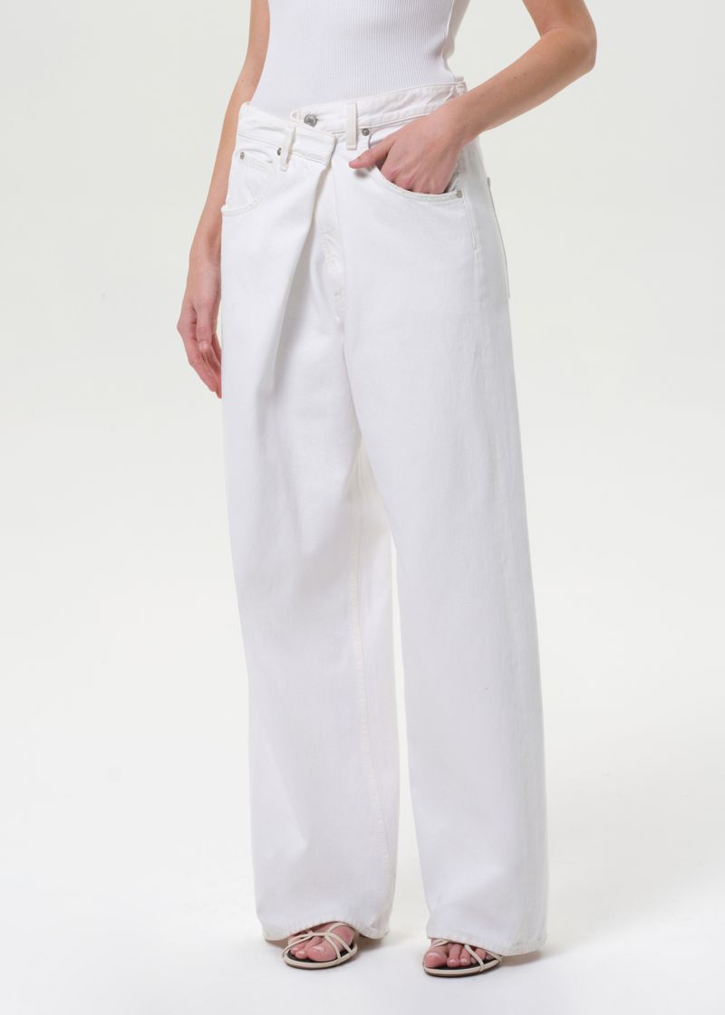 Vana Fold Jean in Milkshake