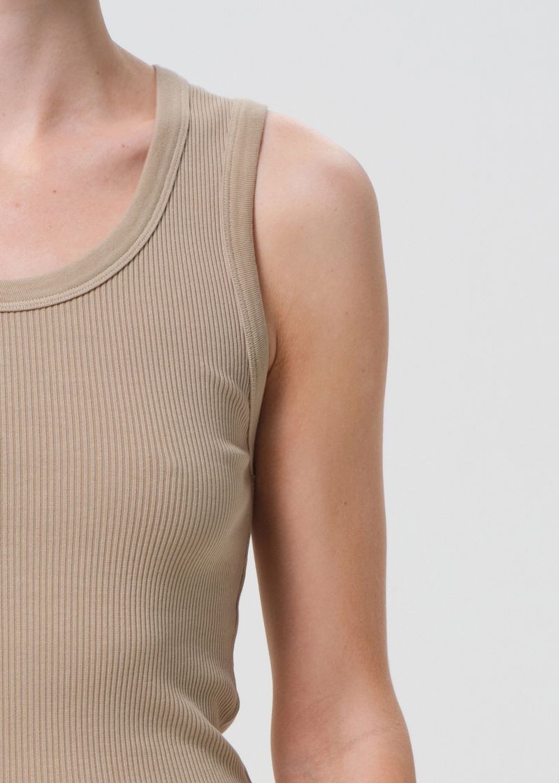 Poppy Tank in Gum