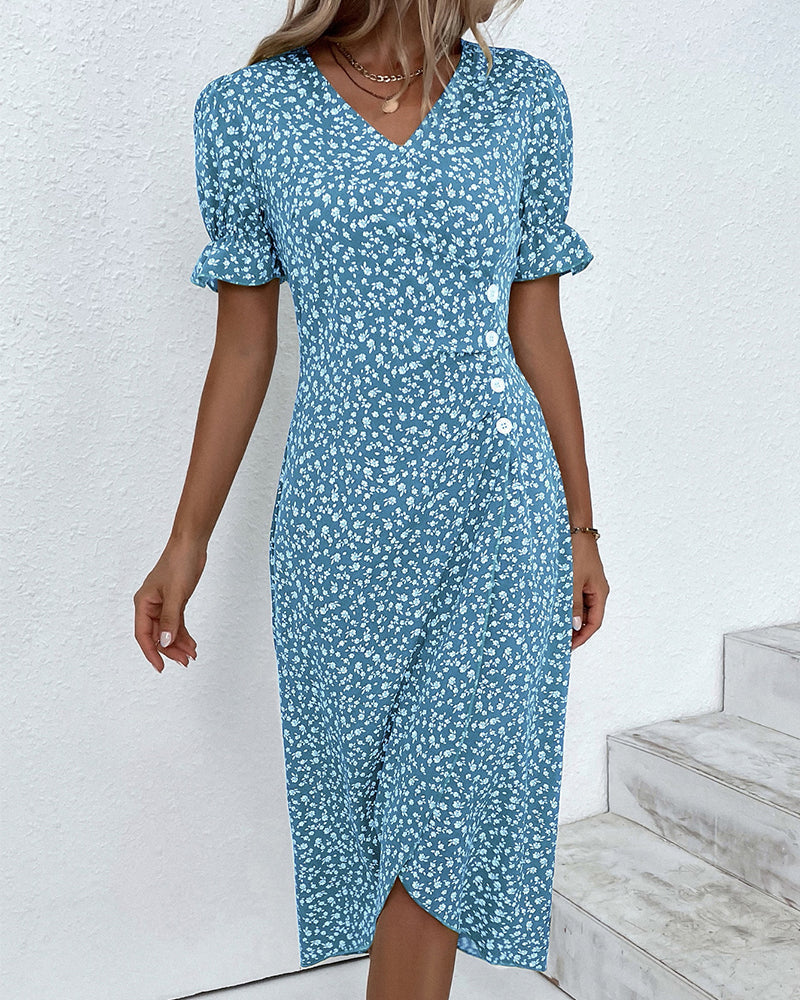 Quincy Summer Dress for Women – Floral Short-Sleeve Dress with Elegant Button Closure
