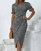 Quincy Summer Dress for Women – Floral Short-Sleeve Dress with Elegant Button Closure