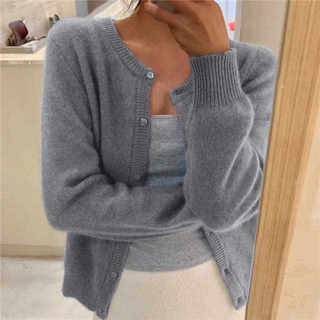 Sydney Cardigan for Women – Soft Knit Vest with Loose Cut & Timeless Elegance