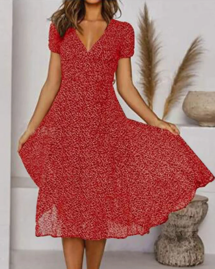 Elise Chiffon Dress for Women – Light Floral Print, V-Neck & Flowy Summer Cut