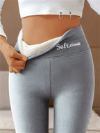 SoftCloud Fleece-Lined Leggings for Women – Ultra-Warm Stretch Winter Pants with Fitted Cut