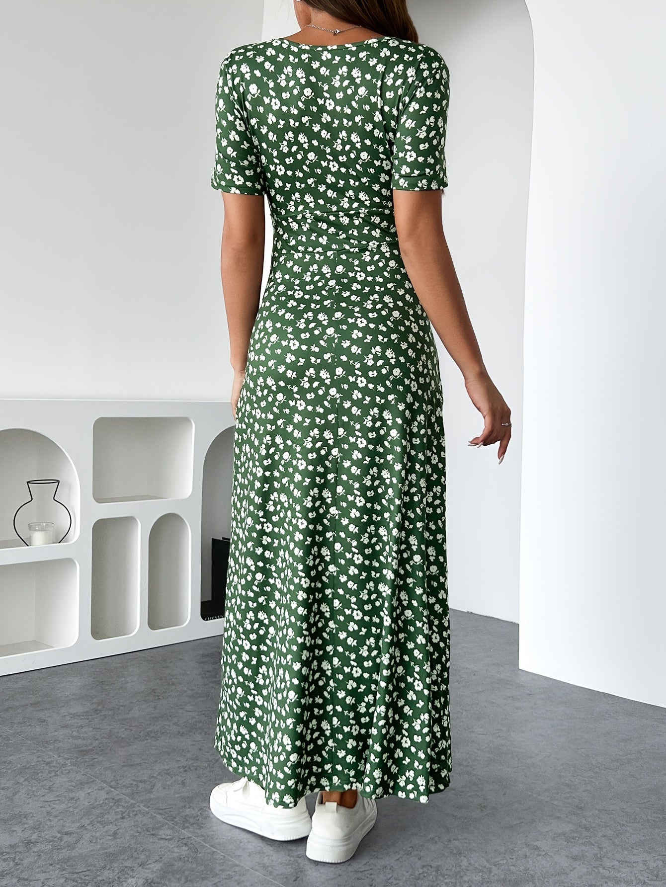 Florezia Long Dress for Women – Chic and Flowy Summer Floral Dress for Feminine Elegance