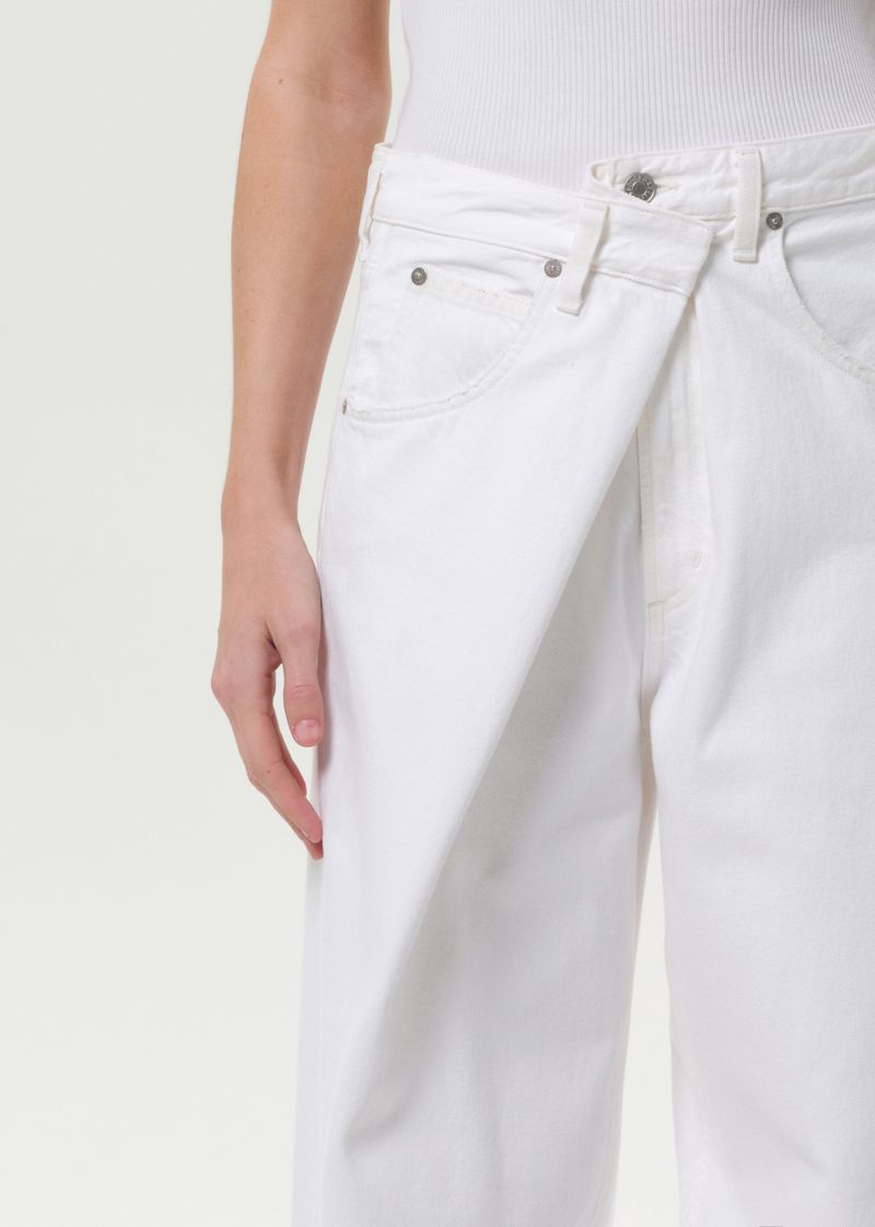 Vana Fold Jean in Milkshake