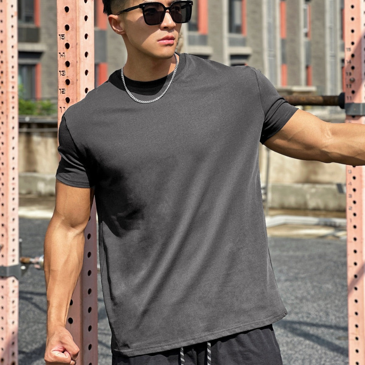 Liam Sport T-Shirt for Men – Loose Short-Sleeve Cotton Tee with Breathable Design