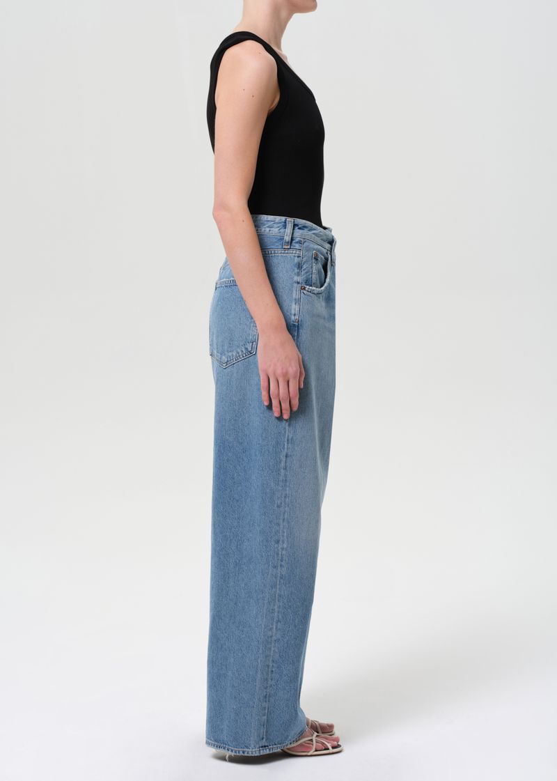 Vana Fold Jean in Mantra
