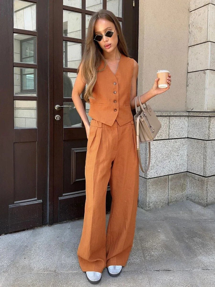 Freya Linen Set for Women – Coordinated Summer Outfit with Sleeveless Vest & Wide Pants in Natural Style
